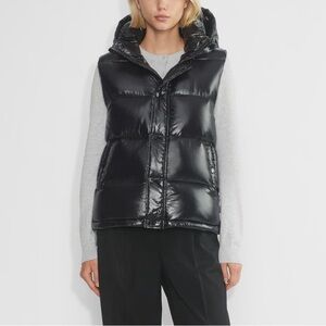 Aritzia Super Puff Vest Black Glossy